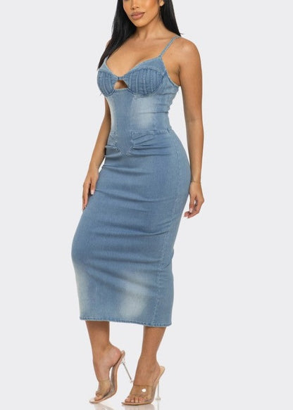 ATHINA CASUAL LIGHT WASHED DENIM MIDI DRESS