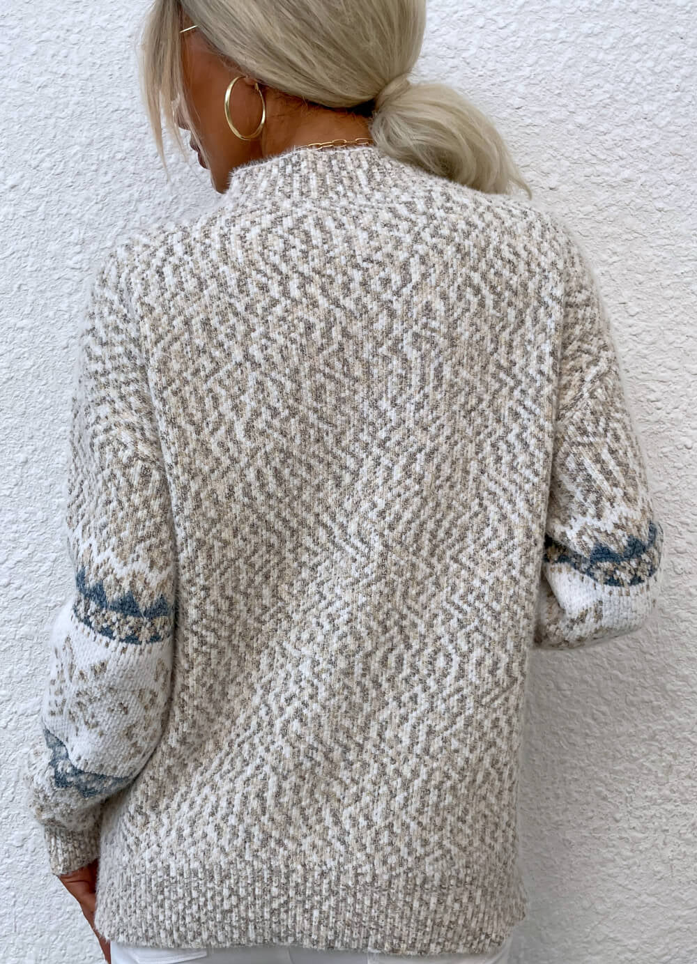 913cc9ac54b7456fadfecae5646642f3-Max